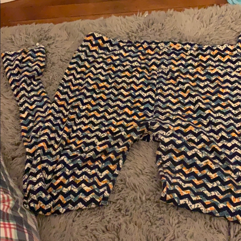 LuLaRoe chevron leggings